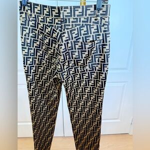 Fendi pants size 38 (US size 6)